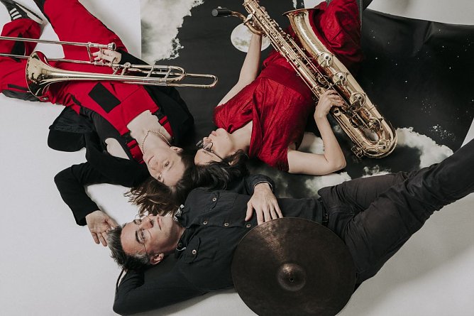 Die Insomnia Brass Band spielt demn&auml;chst in der Jazzmangel auf (Foto: Dovile Sermokas)