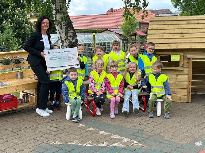 Gro&szlig;e Freude bei den kleinen Knirpsen (Foto: Katharina G&uuml;rtler )
