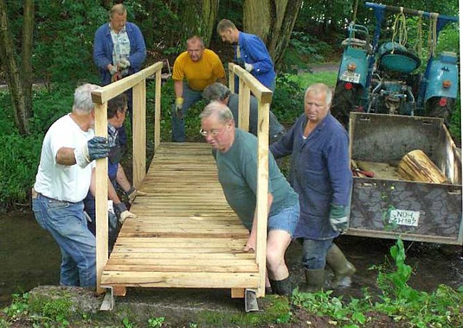 Br&uuml;cke wurde gebaut (Foto: H. Urban)