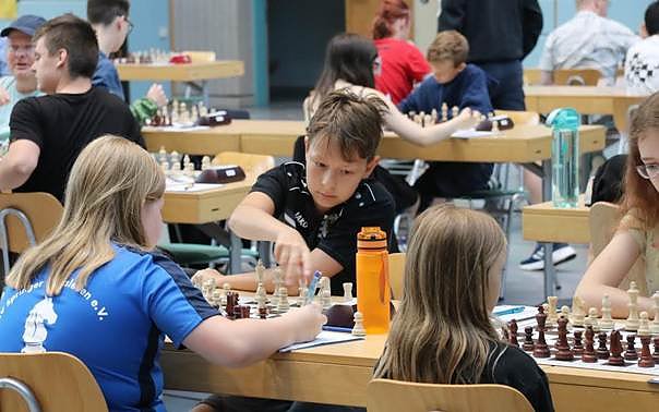 Nordhäuser Schach-Open in der Wiedigsburg-Halle (Foto: Torsten Schrader) Nordhäuser Schach-Open in der Wiedigsburg-Halle (Foto: Torsten Schrader)