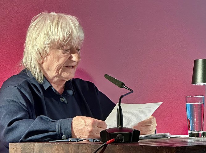 Lesung mit Carmen-Maja Antoni in der Kreissparkasse Nordhausen (Foto: KSK)