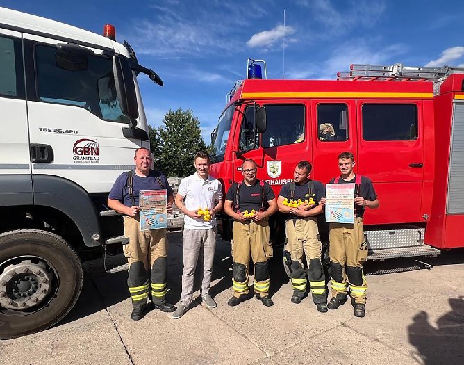 Übergabe der Rennenten (Foto: Stephan Vollbort) Übergabe der Rennenten (Foto: Stephan Vollbort)