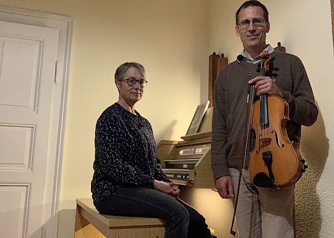 Orgel und Branche am Samstag (Foto: C.Heimrich)