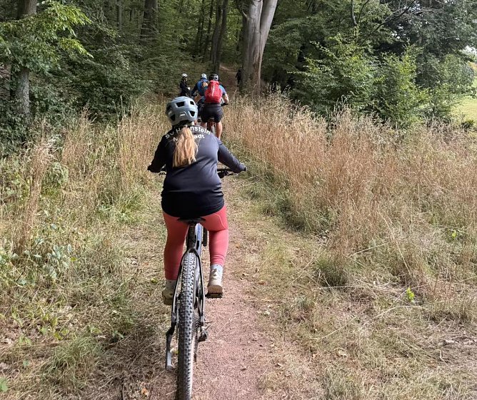 Fahrradtour bei Neustadt (Foto: A.Günther) Fahrradtour bei Neustadt (Foto: A.Günther)
