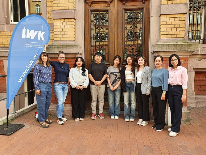 Vietnamesische Delegation zu Gast an der IWK Nordhausen (Foto: IWK Nordhausen) Vietnamesische Delegation zu Gast an der IWK Nordhausen (Foto: IWK Nordhausen)