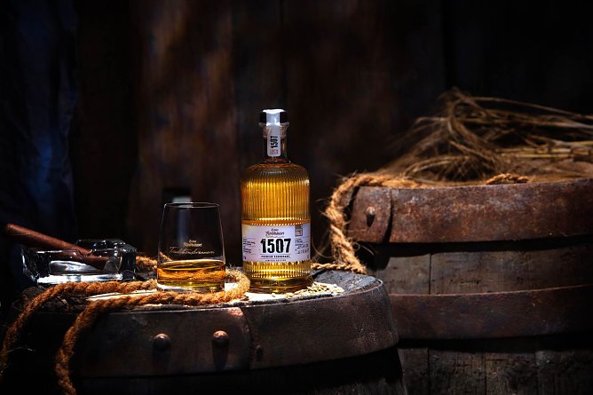 Erg&auml;nzung f&uuml;r den Edel-Korn: in der Traditionsbrennerei wurden zwei neue Korneditionen vorgestellt (Foto: Echte Nordh&auml;user Traditionsbrennerei)