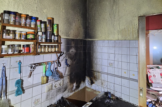 Brandspuren in der Küche (Foto: S. Dietzel) Brandspuren in der Küche (Foto: S. Dietzel)