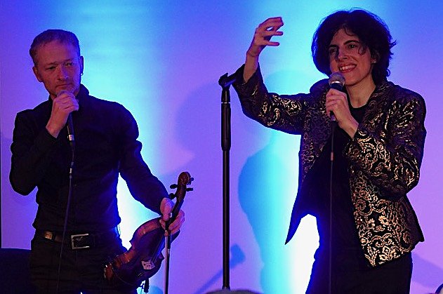 Hadar Maoz und Johannes Gr&auml;ser mit ihrem Programm The Persian Grove in Bleicherode (Foto: R.Fielder)