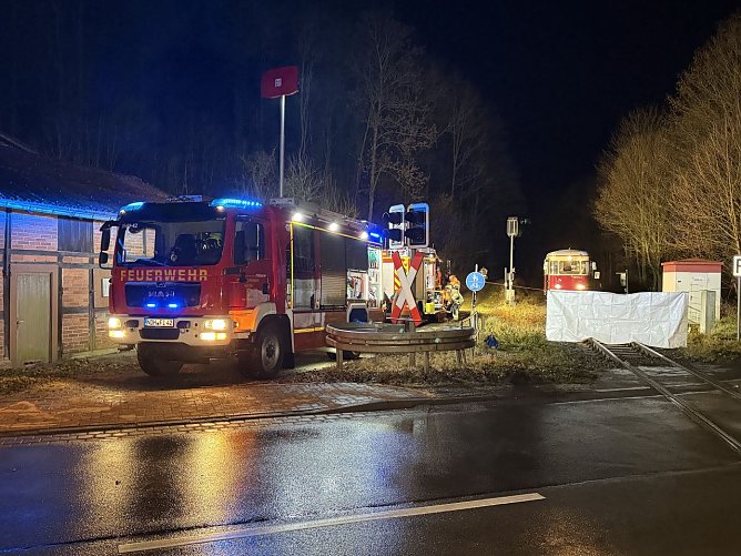 Einsatz an der Unfallstelle in Ilfeld (Foto: S. Dietzel)