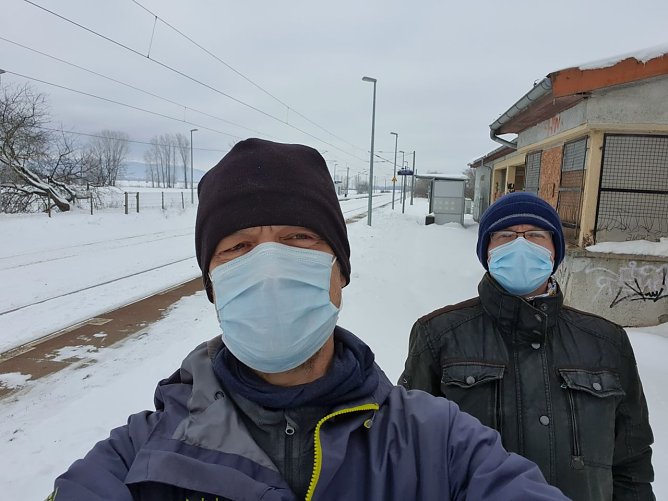 Unter in jeder Hinsicht denkw&uuml;rdigen Bedingungen starteten wir am 13. Februar 2021 zu zweit zum bis heute schwierigsten S&uuml;dharz-Hunderter am Bahnhof G&ouml;rsbach. (Foto: Bodo Schwarzberg)