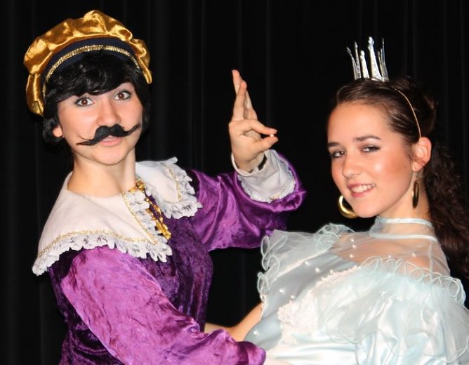 Zweimal Theater an einem Tag (Foto: Agentur)