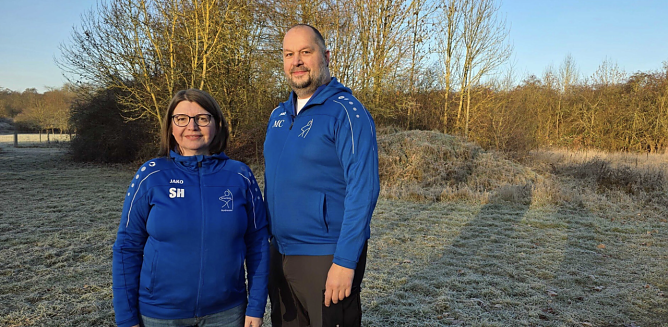 Steffi Helbing, Vereinschefin Bowteam, und ihr Stellvertreter Michael Caspari.  (Foto: Screenshot MDR/ssc)