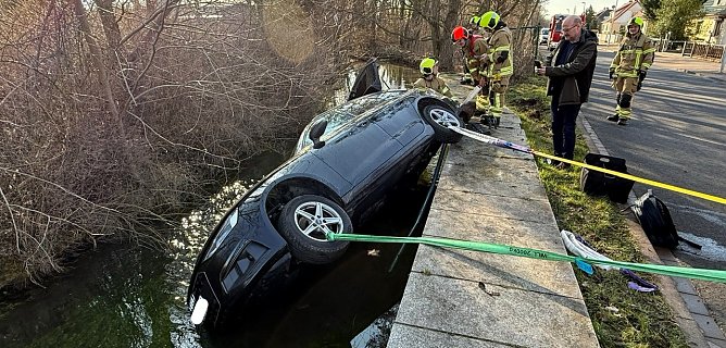 Die Fahrt endete in der Salza. (Foto: Silvio Dietzel)