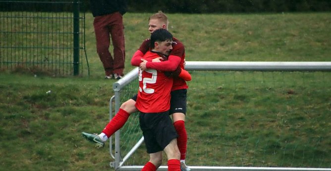 Derby zwischen Wacker und Salza (Foto: privat)