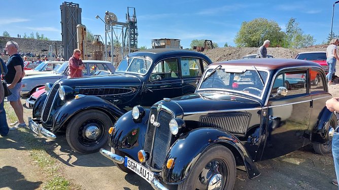 Wie in den Vorjahren verwandelt sich das Areal am Schaubergwerk in Wettelrode in eine Automeile.  (Foto: Karin Thom)
