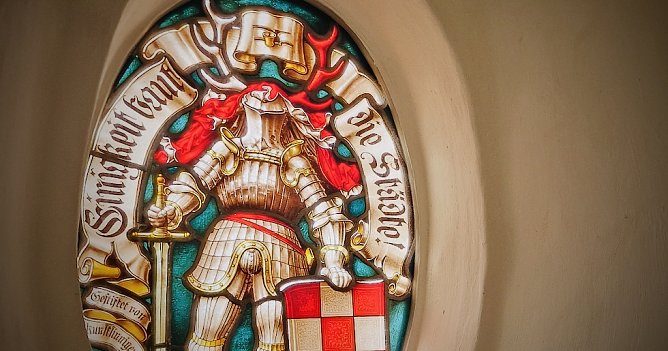 Der Bleicher&ouml;der Schneckenhengst ist in der Stadt allgegenw&auml;rtig, der Landgemeinde fehlt die gemeinsame Identifikation in mancher Hinsicht noch (Foto: agl)