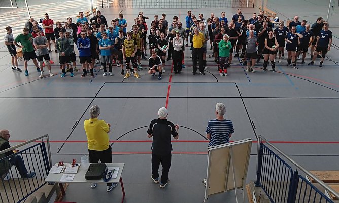 Viele Mannschaften sind beim Freizeit-Turnier am Start. (Foto: Archivfoto: J. Poerschke)
