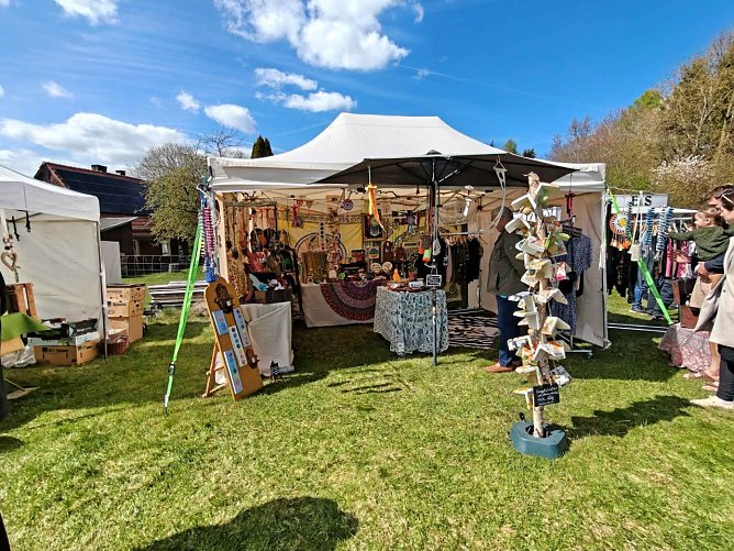 Handwerkerst&auml;nde beim L&auml;mmerfest in Sophienhof.  (Foto: Peter Blei)