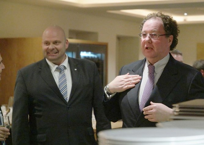 Da war die "Welt" noch in Ordnung: Nico Kleofas (links) und Carlo Knauf beim Neujahrsempfang 2016 in der "Kalkh&uuml;tte" (Foto: nnz-Archiv)