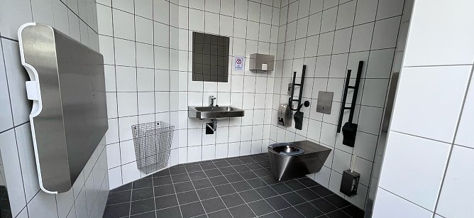 Vandalismussicher: die neue Unisex-Toilette.  (Foto: ssc)