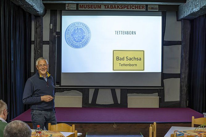 Burkhard Schmidt sprach j&uuml;ngst im Tabakspeicher &uuml;ber die Geschichte Tettenborns. (Foto: Gundula Lawrenz)