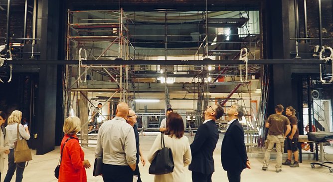 Der Blick in den Zuschauerraum des Nordh&auml;user Theaters zeigt sich noch als Baustelle (Foto: agl)