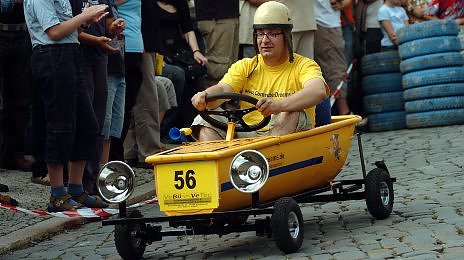 Rollende Kisten (Foto: wf) Rollende Kisten (Foto: wf)