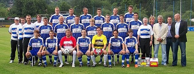 Die erste Mannschaft (Foto: S. Arm) Die erste Mannschaft (Foto: S. Arm)