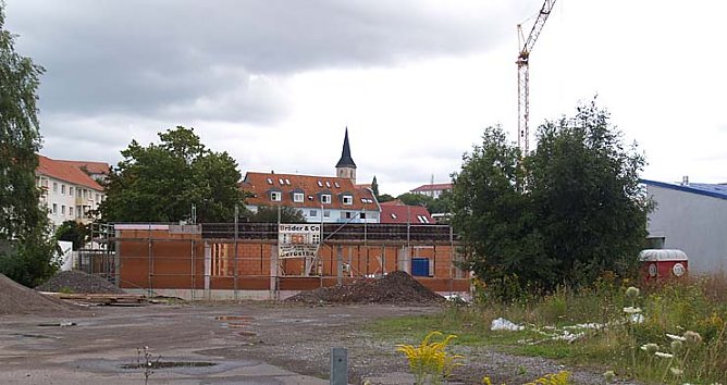 Neubau Plusmarkt (Foto: nnz)