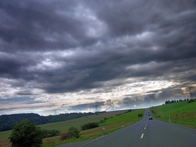 Wolken &uuml;ber Wipperdorf (Foto: Sabine Luck)