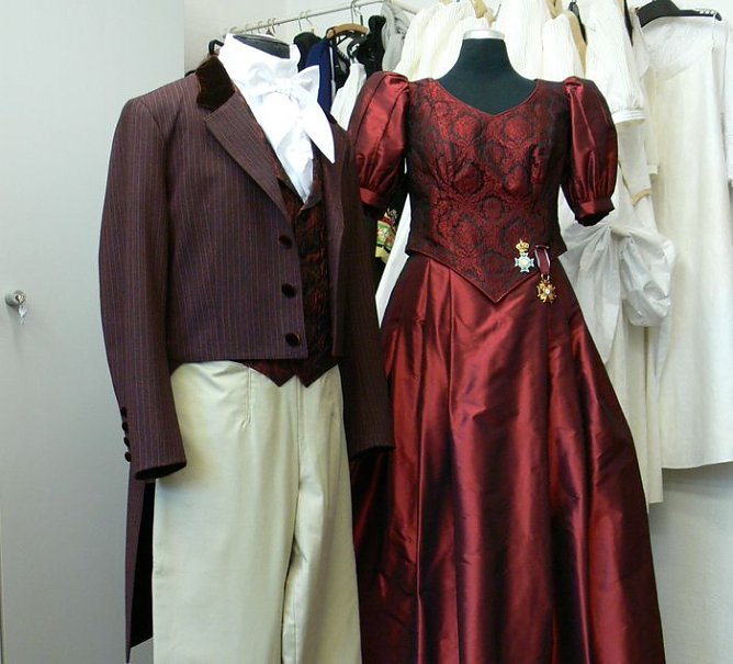 Kostüme (Foto: I. Kühn) Kostüme (Foto: I. Kühn)