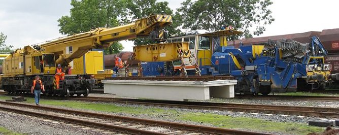 Einbau der Waage (Foto: Knauf)