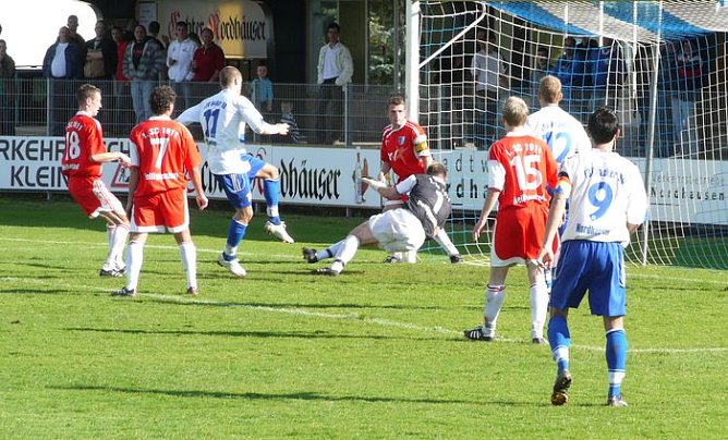 Torwart wird angeschossen (Foto: nnz) Torwart wird angeschossen (Foto: nnz)