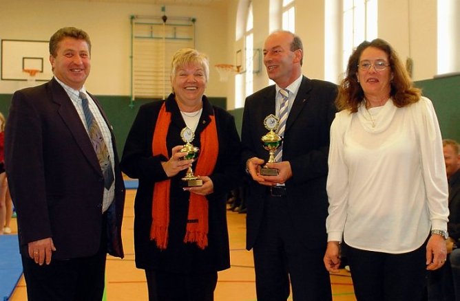 Versprechen eingelöst (Foto: Hütcher) Versprechen eingelöst (Foto: Hütcher)