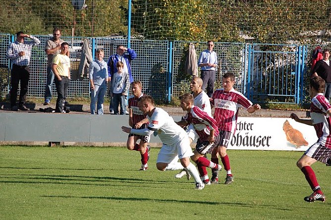 Pokalspiel gegen Gera (Foto: H. Michel) Pokalspiel gegen Gera (Foto: H. Michel)