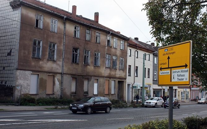 Wird abgerissen (Foto: P. Grabe) Wird abgerissen (Foto: P. Grabe)