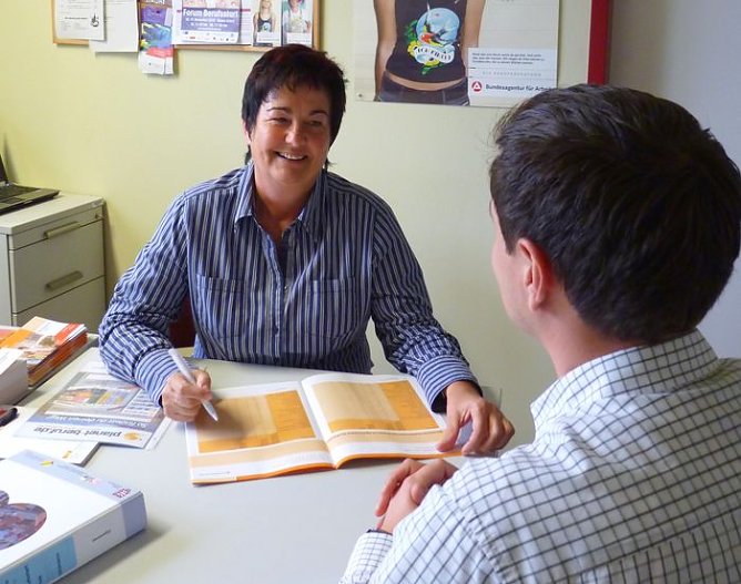 Beratung (Foto: Agentur für Arbeit) Beratung (Foto: Agentur für Arbeit)