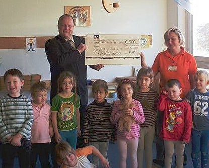 &Uuml;bergeben (Foto: nnz)