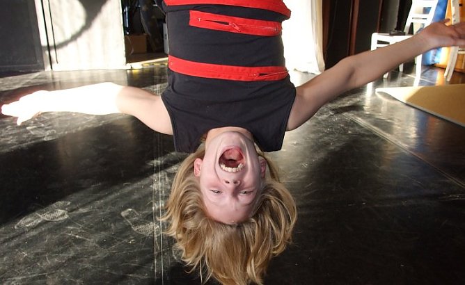 Kopf&uuml;ber (Foto: Theater)