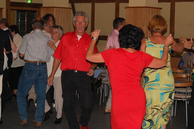 Tanztee (Foto: JKH) Tanztee (Foto: JKH)