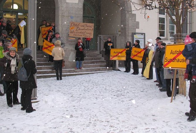 Friedlicher Protest (Foto: privat) Friedlicher Protest (Foto: privat)