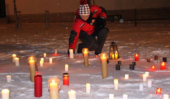 Mahnwache (Foto: privat) Mahnwache (Foto: privat)