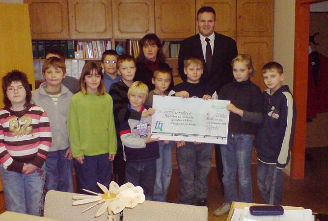 100 Euro f&uuml;rs Mittagessen (Foto: FHN)