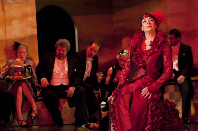 Viel los am Theater (Foto: I. Kühn) Viel los am Theater (Foto: I. Kühn)