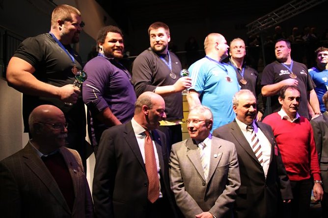 Siegerehrung (Foto: J. Piper) Siegerehrung (Foto: J. Piper)