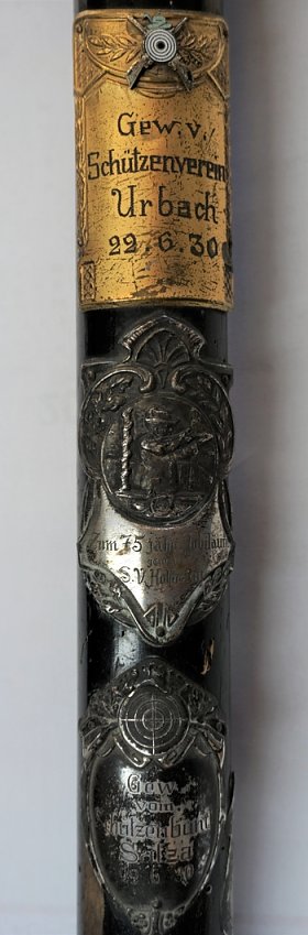 Bild: Fahnenn&auml;gel