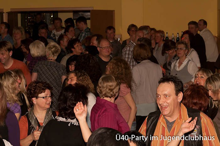 &Uuml;ber 40