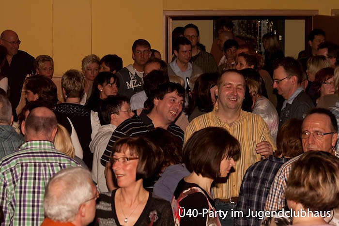 &Uuml;ber 40
