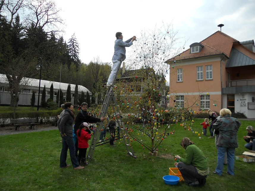 Osterbaum geschm&uuml;ckt