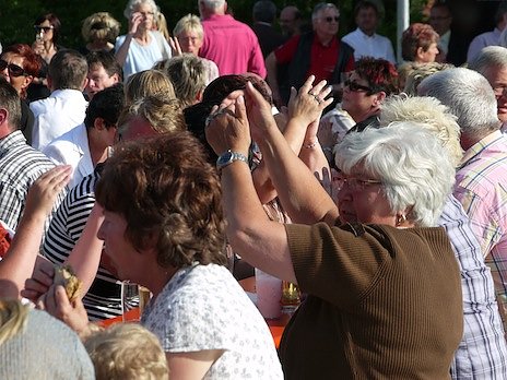 party auf dem Parkdeck